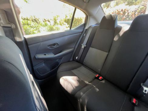 Used 2025 Nissan Sentra SV FWD image 37