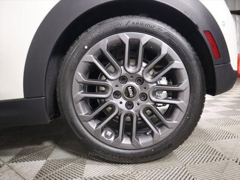 New 2026 MINI Cooper 2-Door Hardtop image 26