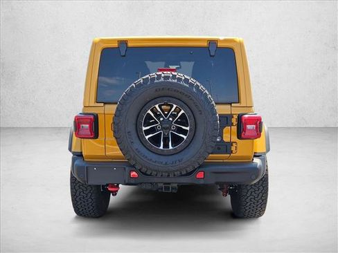 Used 2026 Jeep Wrangler Unlimited Rubicon AWD/4WD image 6