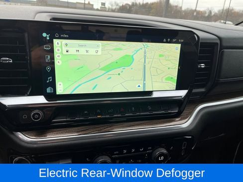 Used 2024 Chevrolet Silverado 1500 RST w/ Z71 Off-Road Package image 23