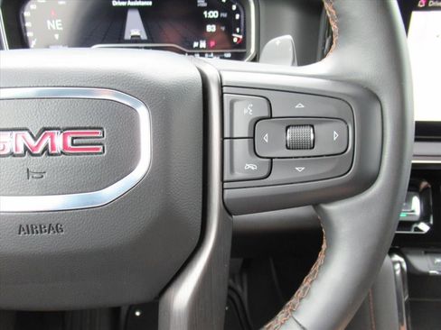 Used 2024 GMC Sierra 1500 AT4 AWD/4WD image 23