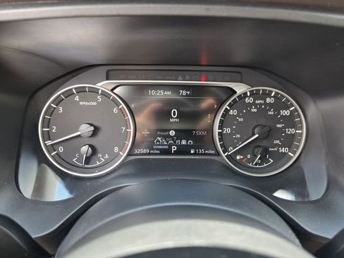 Used 2023 Nissan Rogue SV FWD image 21