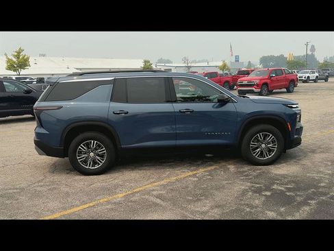 Certified 2024 Chevrolet Traverse LT AWD/4WD image 37