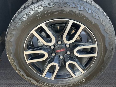 Certified 2026 GMC Sierra 1500 AT4 w/ Technology Package AWD/4WD image 10