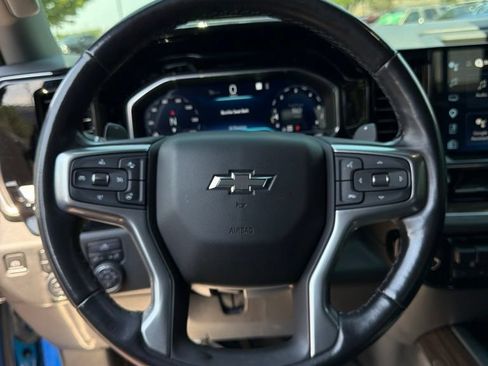 Used 2022 Chevrolet Silverado 1500 RST w/ Convenience Package II AWD/4WD image 18