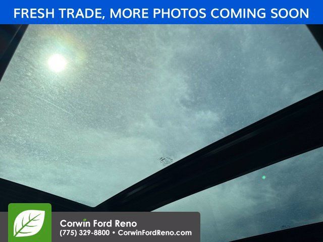 Used 2015 Ford F150 Platinum w/ Equipment Group 701A Luxury AWD/4WD image 19