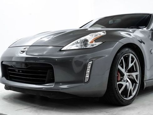 Used 2014 Nissan 370Z Touring w/ Sport Package image 14