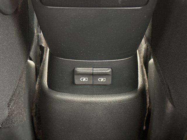 Used 2025 Nissan Kicks Play S FWD image 18