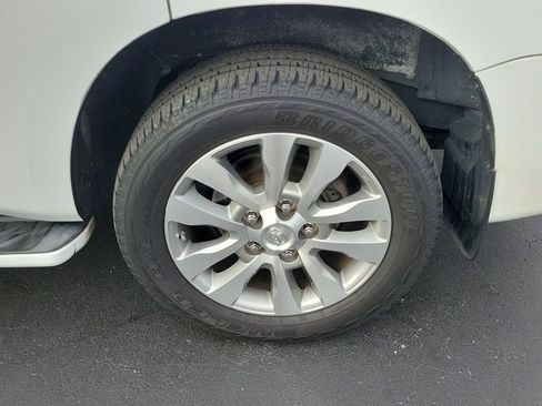 Used 2015 Toyota Sequoia Limited image 5