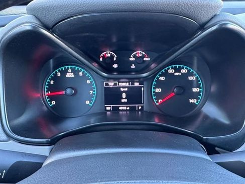 Used 2022 Chevrolet Colorado W/T w/ Custom Special Edition image 10