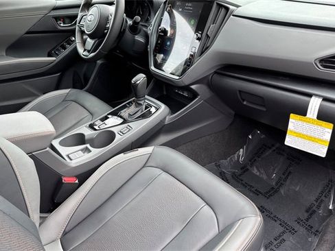 Used 2025 Subaru Crosstrek 2.5i Limited w/ Popular Package #4A image 18