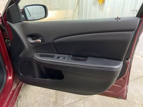 Used 2012 Chrysler 200 Limited w/ Sun/Sound Group FWD image 24