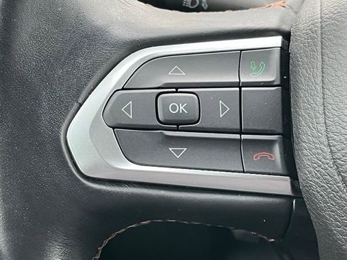 Used 2022 Jeep Compass Limited image 38