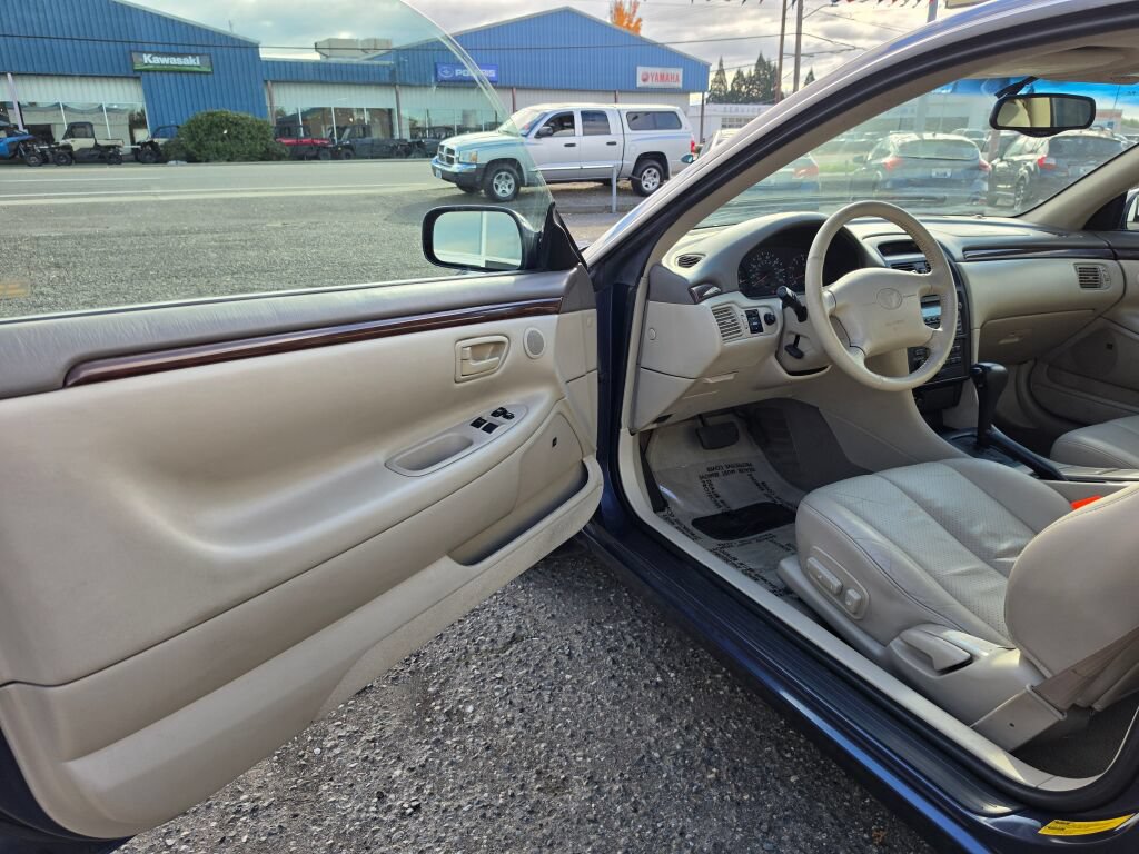 Used 2000 Toyota Solara SLE FWD image 17