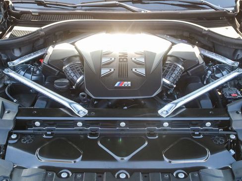 Used 2025 BMW X5 M60i image 29