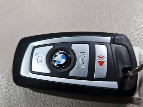 Used 2018 BMW X4 xDrive28i AWD/4WD image 5