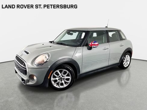 Used 2019 MINI Cooper S FWD image 1