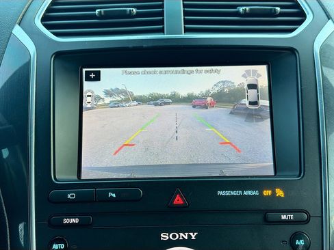 Used 2019 Ford Explorer Sport w/ Equipment Group 401A image 35