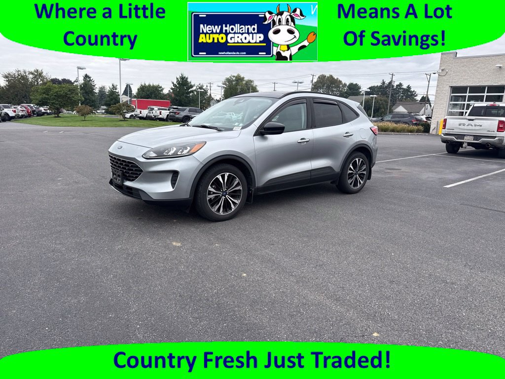 Used 2021 Ford Escape SE w/ SE Sport Appearance Package AWD/4WD image 1