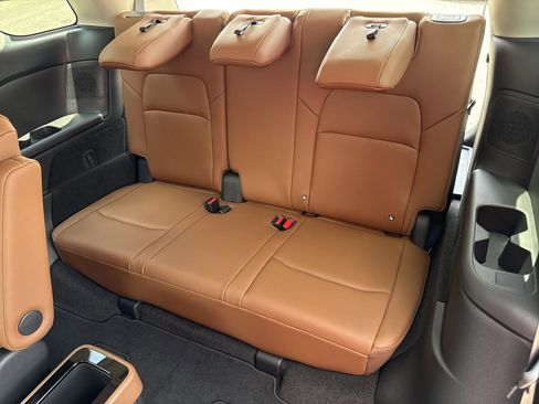 New 2026 Nissan Pathfinder Platinum FWD image 21