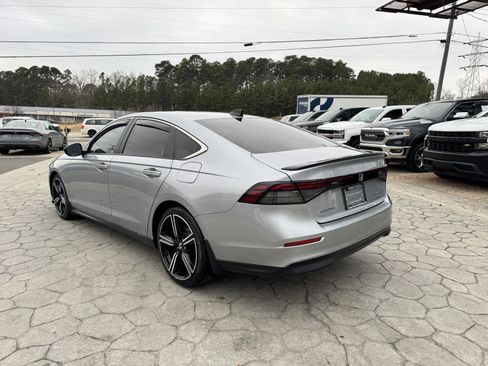 Used 2023 Honda Accord Sport image 11