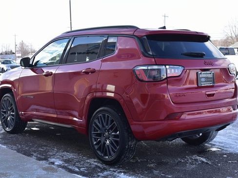 Used 2023 Jeep Compass Limited image 10