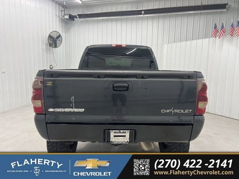Used 2003 Chevrolet Silverado 2500 LS w/ Skid Plate Package image 4