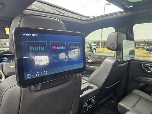 Used 2022 Chevrolet Suburban High Country image 25