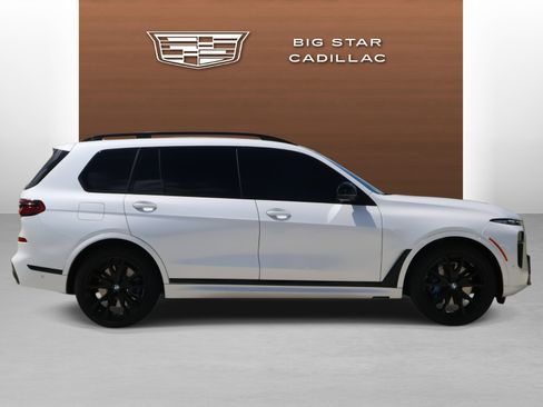 Used 2025 BMW X7 M60i image 7