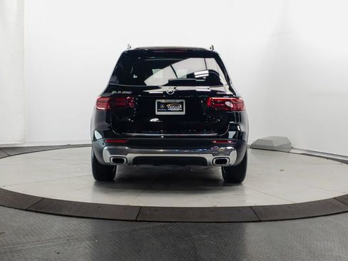 Certified 2026 Mercedes-Benz GLB 250 4MATIC image 25