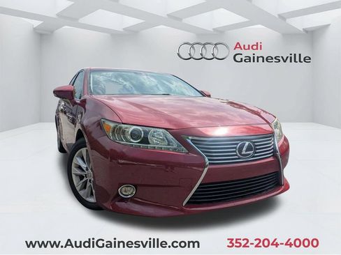 Used 2015 Lexus ES 300h w/ Navigation System Package FWD image 1