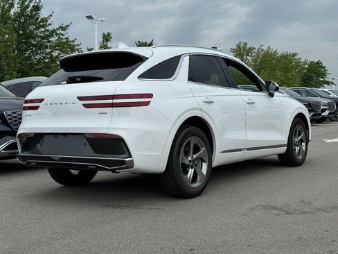 Certified 2026 Genesis GV70 2.5T Advanced image 3