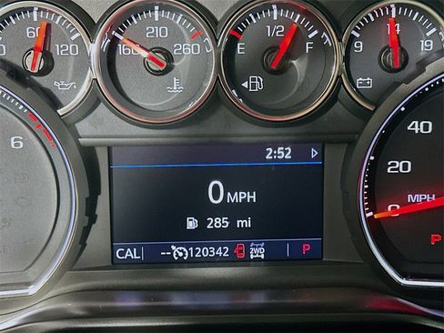 Used 2019 Chevrolet Silverado 1500 RST image 15