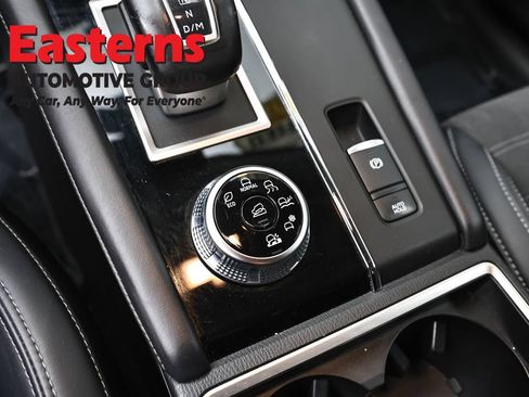 Used 2024 Mitsubishi Outlander SE AWD/4WD image 20