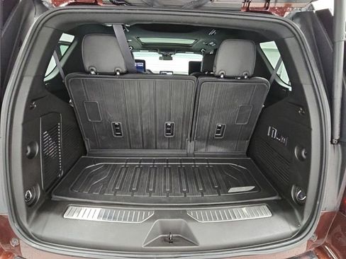 Used 2023 GMC Yukon AT4 w/ LPO, Floor Liner Package AWD/4WD image 37
