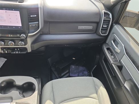 Used 2023 RAM 2500 Big Horn w/ Level 1 Equipment Group image 17