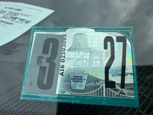 Used 2018 RAM 2500 Tradesman w/ Chrome Appearance Group image 16