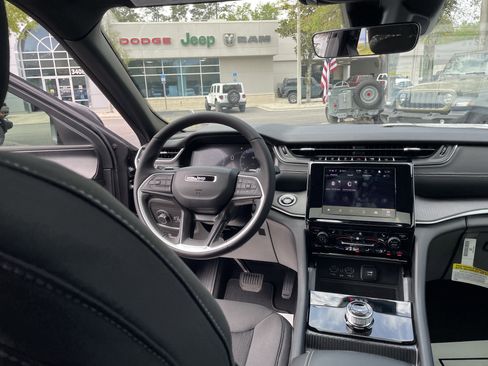 New 2026 Jeep Grand Cherokee Laredo X RWD image 58