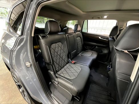 New 2026 Volkswagen Atlas SEL Premium R-Line AWD/4WD image 11