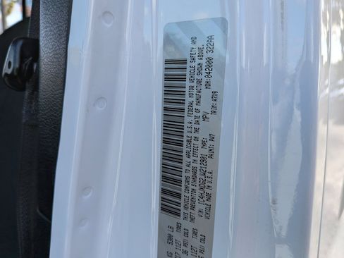 Used 2018 Jeep Wrangler Unlimited Sport S image 18