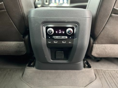 Used 2021 GMC Yukon Denali w/ Denali Ultimate Package image 26