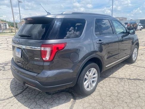 Used 2019 Ford Explorer XLT w/ Equipment Group 201A AWD/4WD image 5