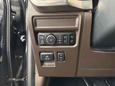 Used 2025 Ford F150 King Ranch w/ FX4 Off-Road Package AWD/4WD image 34