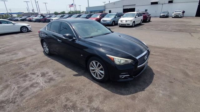 Used 2015 INFINITI Q50 Premium w/ Navigation Package AWD/4WD image 2