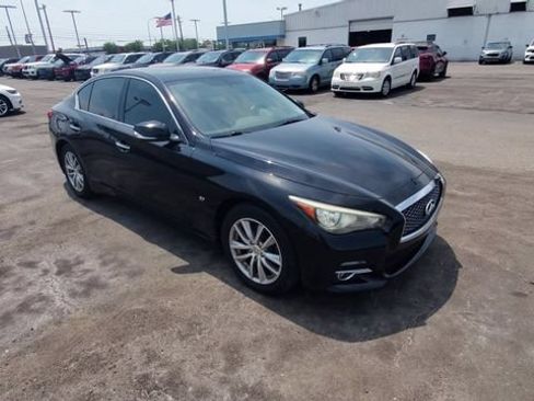 Used 2015 INFINITI Q50 Premium w/ Navigation Package AWD/4WD image 2