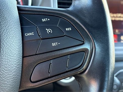 Used 2023 Dodge Charger SXT image 17