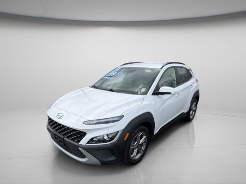 Used 2023 Hyundai Kona SEL AWD/4WD image 4