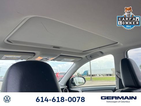Used 2018 Toyota RAV4 Limited AWD/4WD image 20