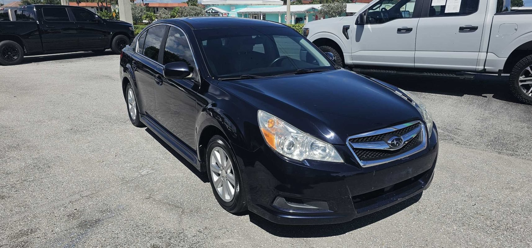 Used 2012 Subaru Legacy 2.5i Premium w/ All-Weather Pkg + Moonroof AWD/4WD image 7