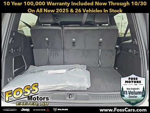 New 2024 Jeep Wagoneer Base w/ HD Trailer Tow Package image 16